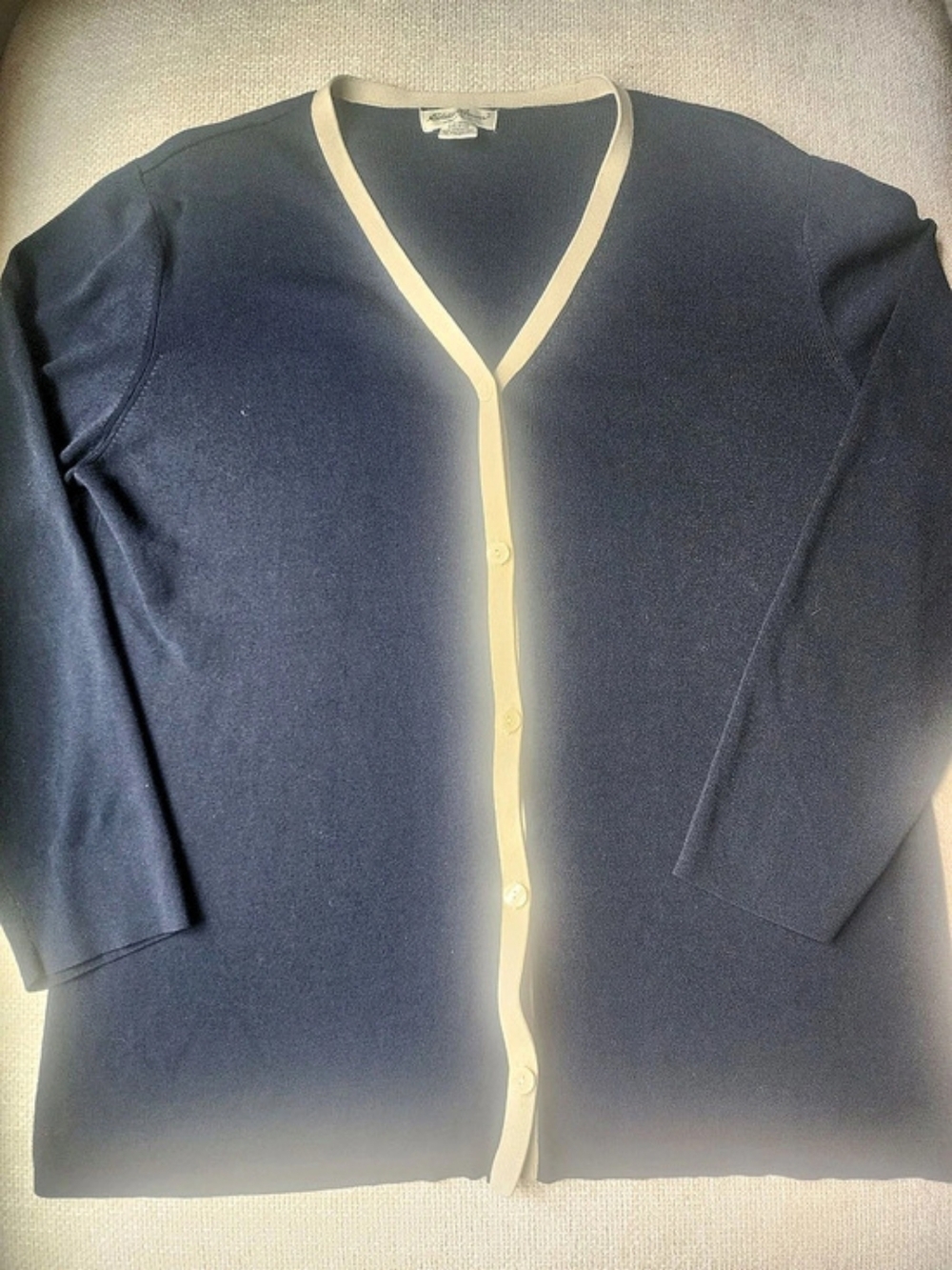 Vintage Eddie Bauer Navy Blue Cream Trim Cardigan Sweater XL Hong Kong